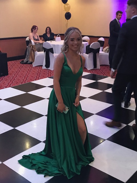 Miss_Hayes_Eng's tweet photo. Pre-dancing calm! @BBGAcademy https://t.co/pznDqtp0Vn