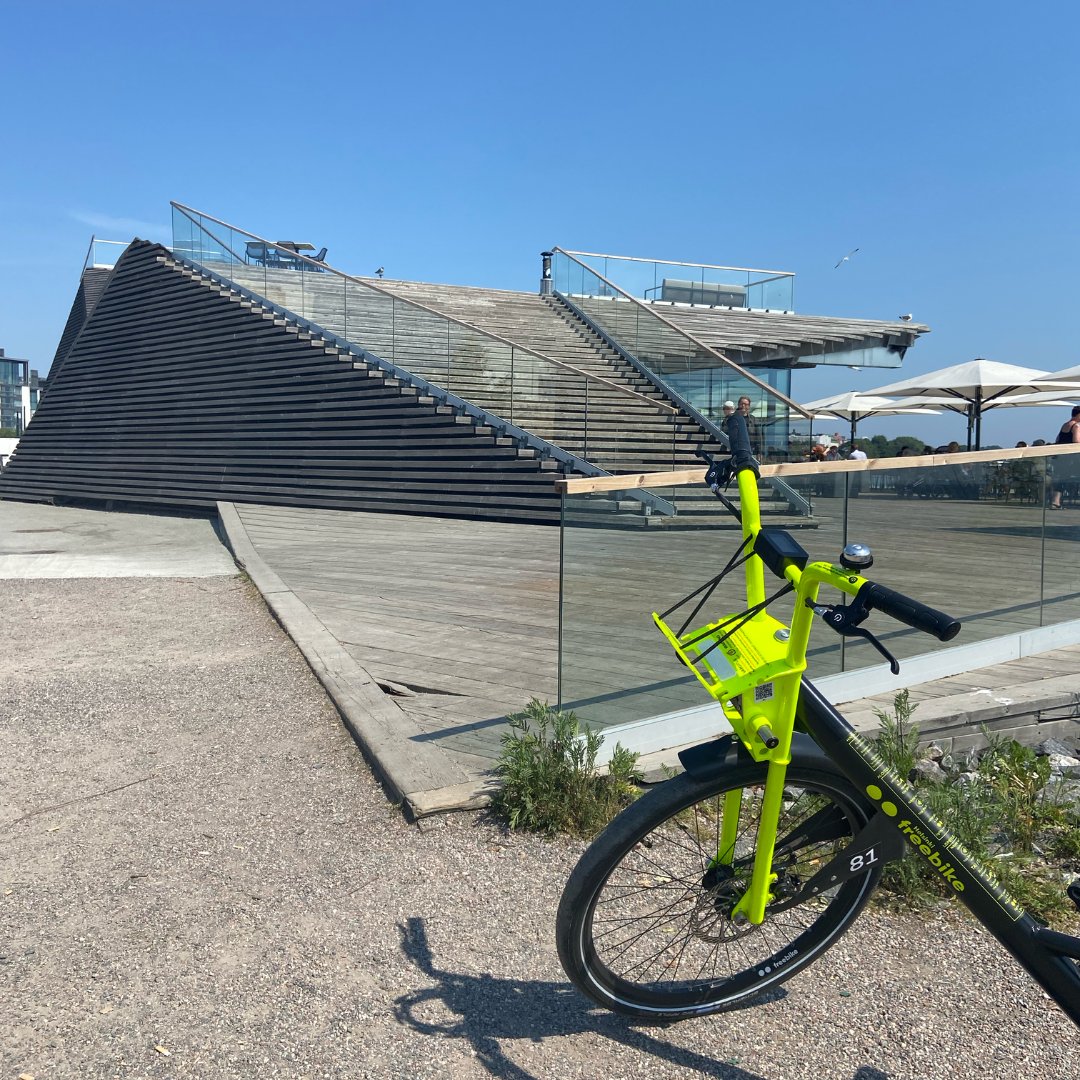 HelFreebike's tweet photo. Polkaise tänään löylyihin ja uimaan! 💦

Tännekin kätevästi sähköpyörällä. 👌

Hinta lähimaksulla vain 0,15 € / min. Ei aloitusmaksua.

#helsinkifreebike #helsinki #kesähelsinki #sähköpyörä #sähköpyöräily #kaupunkipyörä #pyöräilykaupunki #pyöräilykesä #löyly #hernesaari https://t.co/Kf9srlkf0i