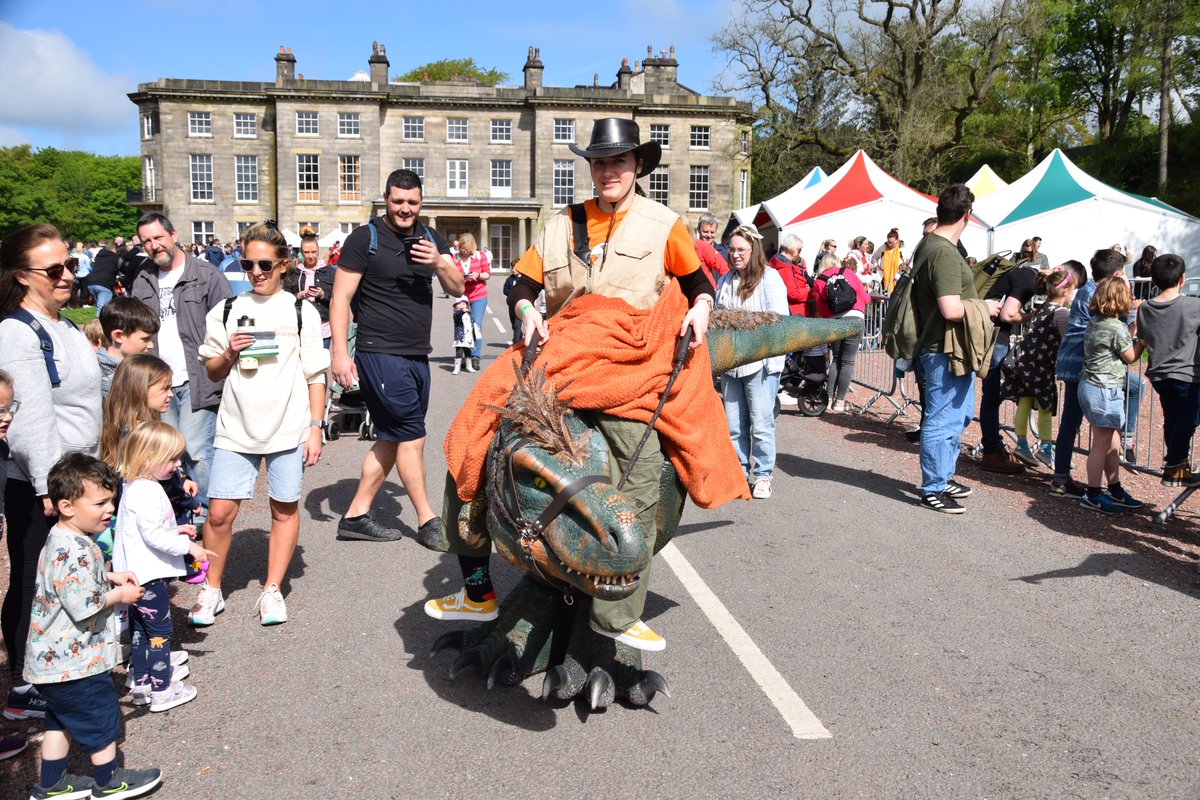 rentadinosaur's tweet photo. Happy first of July dino lovers!
We are amped up for a month CHOCKA full of events all over the country! Let us know if you spot us!
#rentadinosaur #eventperformer #corporateentertainment #puppetsofinstagram #familyattraction https://t.co/co4bE1x2Ao