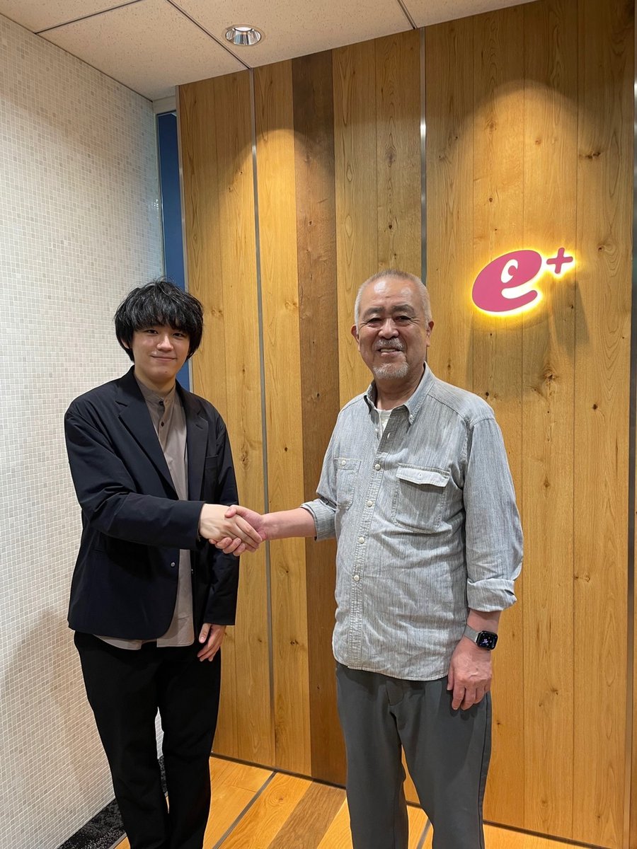 spice_topics's tweet photo. 【インタビュー】
#亀井聖矢

2つの国際コンクールを経て、ピアニスト亀井聖矢のヴィジョンを聴く　イープラスとエージェント契約を締結
 https://t.co/Mj7K9zDDmn https://t.co/oBFKrMHEDC