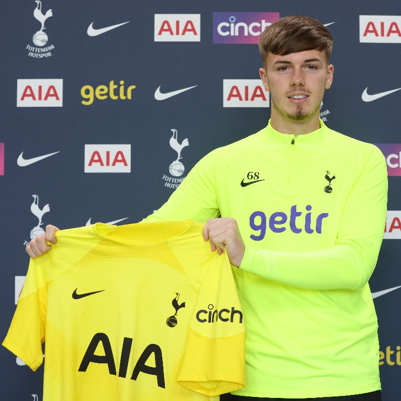 SpursOfficial's tweet photo. We are pleased to confirm the additions of Tyrell Ashcroft and Josh Keeley to our Development Squad ahead of the start of the new season. 

Welcome, lads! 💪