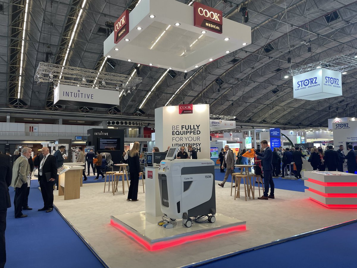 ⁦<a href="/cookuro/">Tatsu Yama</a>⁩ is ready for #EAU22 in Amsterdam! Nice experience to come back in presence after 3 years. Waiting to meet you in the Cook Medical stand 😉