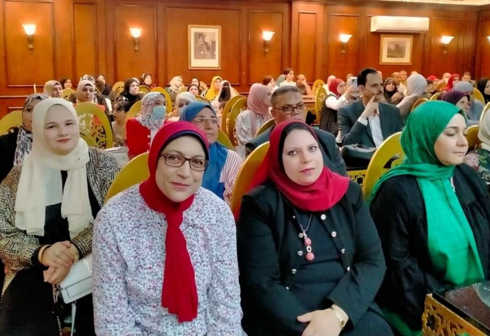 moonsnewsonline's tweet photo. “تعليم دمياط” ينظم إحتفالية يوم الوفاء لتكريم مدير عام الشئون المالية والإدارية وعدد من العاملين » أقمار نيوز https://t.co/dGfBH3tBKJ https://t.co/9pywrO3cVz