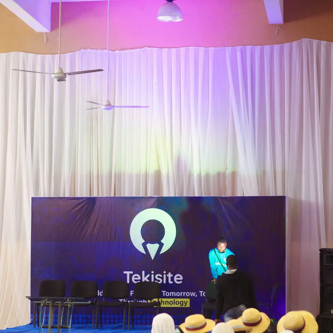Tekisite_'s tweet photo. We are about to make History in Ogun!
For two weeks we have impacted these kids to be tech-driven so that they would in turn impact the digital world with their skills!
The Inter-school competition is on-going!
#tekisiteogun #tekisitesummit #tekisite #ogunstate #tech https://t.co/eLPgPTnhOx