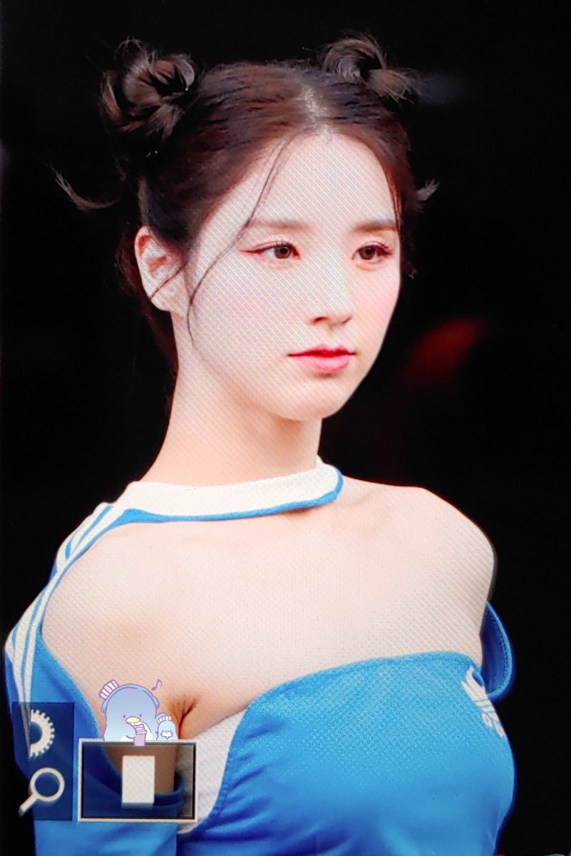 Dear_My_Chuu's tweet image. 220701 프리뷰 

#이달의소녀 #LOONA #희진 #HeeJin 
@loonatheworld