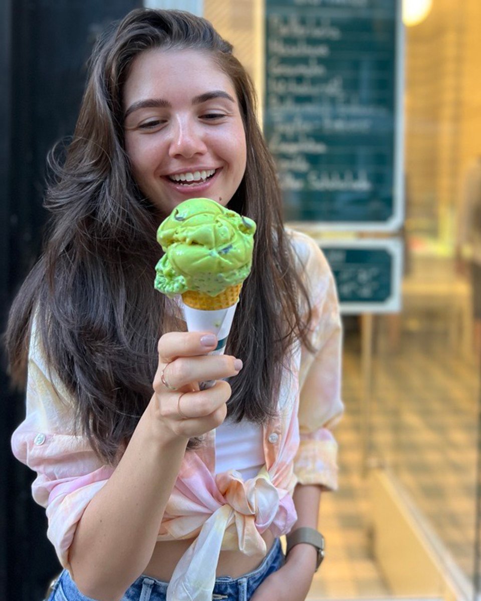 _Greentube's tweet photo. We decided to treat ourselves to some GREEN and innovative ice cream to beat the heat on #creativeicecreamday - pumpkin seed oil and sorrel! 😋😋😍😍

What flavour #icecream are you craving this weekend to cool down? 🍦🍦

#GreentubeOfficial #Greentube #happyweekend  #CoolDown https://t.co/XJ3Lz2JQhQ