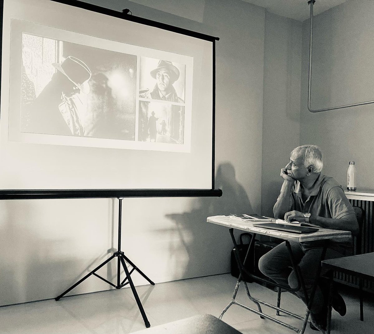 BhabnaAshna's tweet photo. #workshopday #writinganalysis https://t.co/KeHPwxDaBX