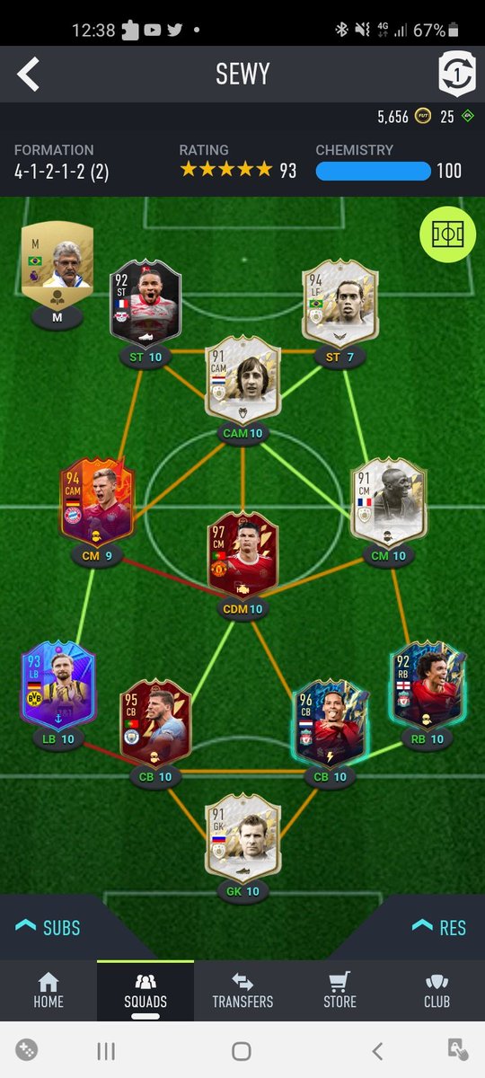 Luca57164684's tweet photo. @FUT_Rory Thats it 5k left nothing tradable in the team https://t.co/zGhLx84xR0