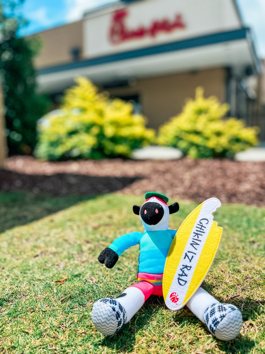 Celebrate Summer with a Chick-fil-A Plush Cow ☀️ Get yours for $6.99 while supplies last!