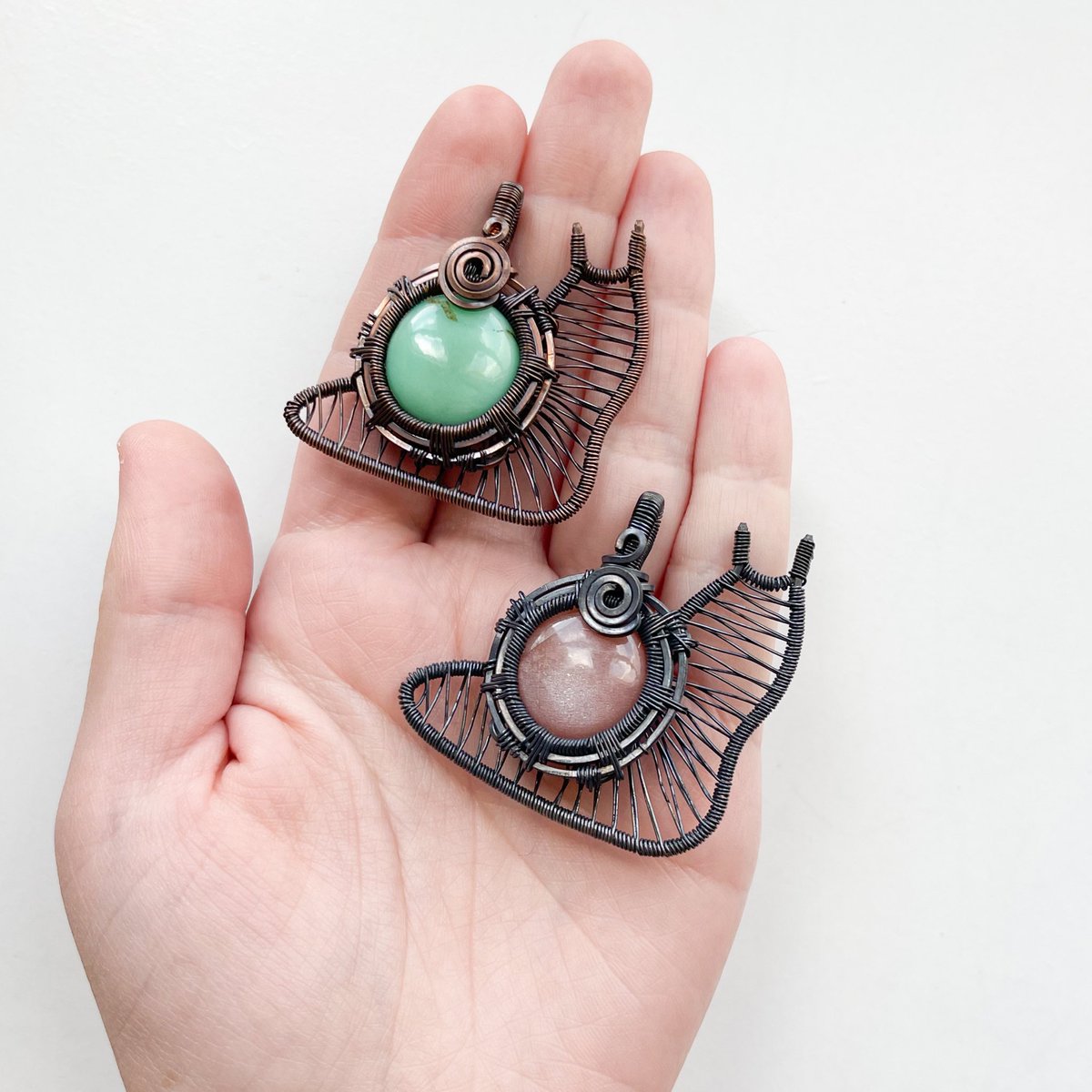 mildhippie's tweet photo. I really love the cat &amp; snail pendants for todays shop update 🥹🐌🐱

make sure to set a reminder so you don’t miss out! Everything’s one of a kind 🥰 4pm eastern time today! https://t.co/PDvD949wc6