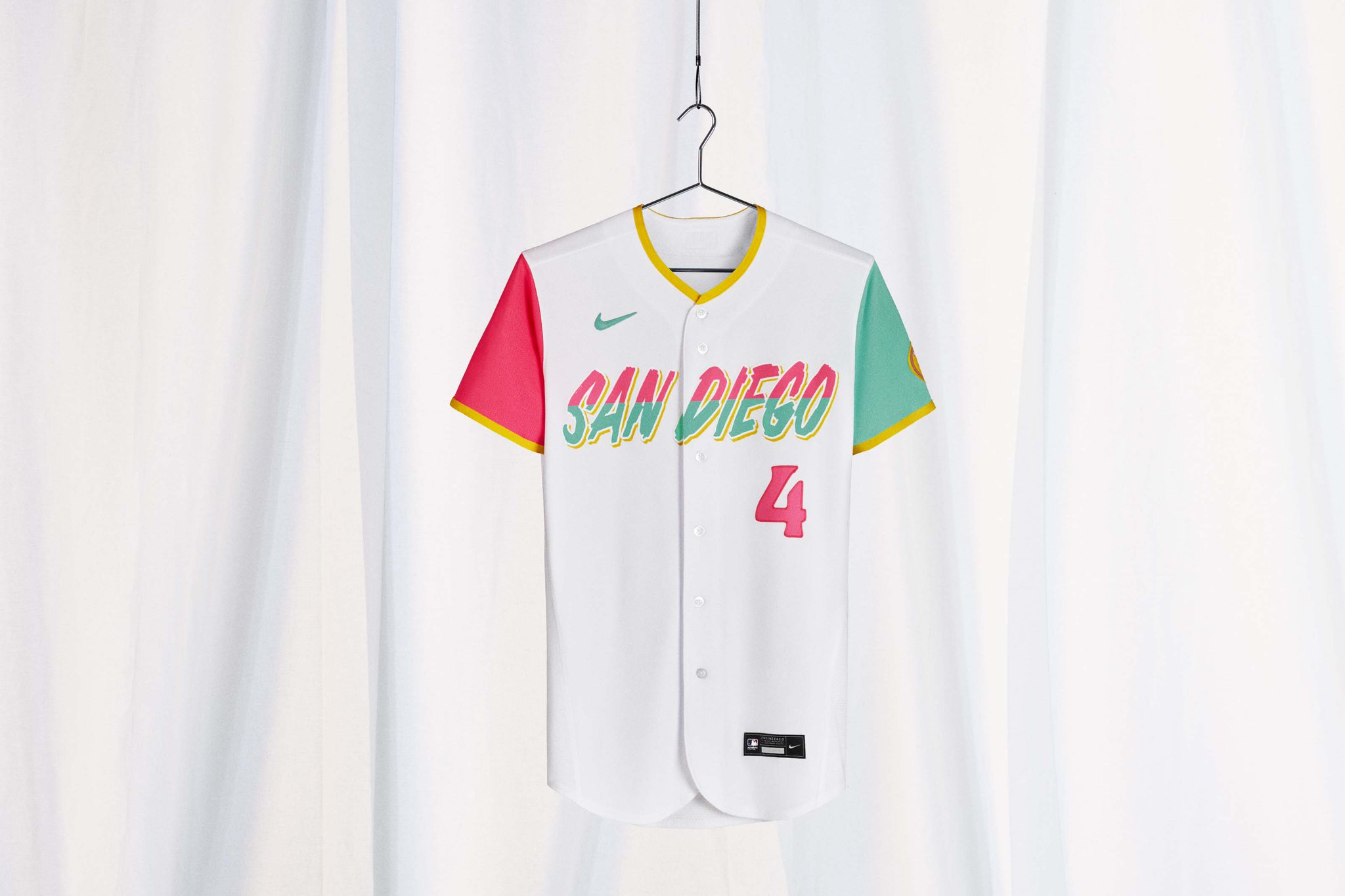 Nike Men's San Diego Padres 2023 City Connect Juan Soto #22 Cool Base Jersey