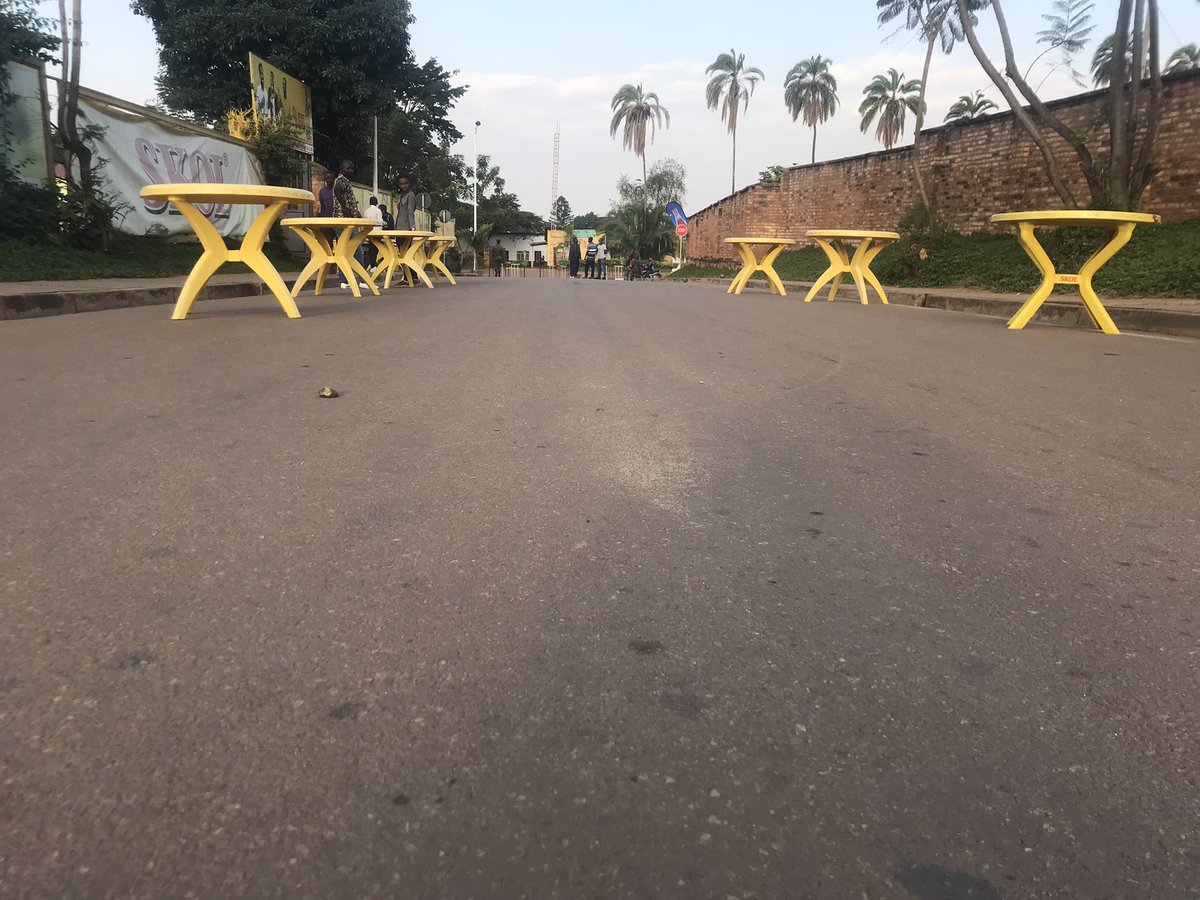 NsengimanaJado's tweet photo. #CarFreeZone i @HuyeDistrict ,ubu se muraza kudukira ra ,abantu bose ndashaka kubona mwamanutse sasa ,#CampusStudents murahari cg?
Rahira ko #Gisimenti mutari buyibagirwe ,mukanya ni show🔥🔥
#HuyeYacuIshemaRyacu
@UR_Huye @RwandaSouth @Kagame2024 @UMUFA_WINTORYI @clnizeyimana https://t.co/jzl89bgdIm