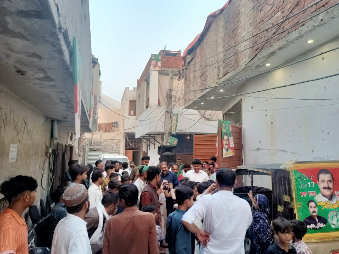 MalikZaheerAK's tweet photo. Malik Zaheer Abbas Khokhar, #PTI candidate for #PP170, #Lahore and MPA Malik Nadeem Bara campaigning in #Bagrian . 

The enthusiasm is worth watching! Everyone stands with Imran Khan Na rejects Lota Siasat! https://t.co/wSLBMyayZ9