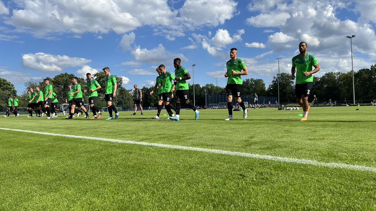 Preussen06's tweet image. #Adlerträger at work… ⚫️⚪️💚🦅 #scp06 #MSVSCP