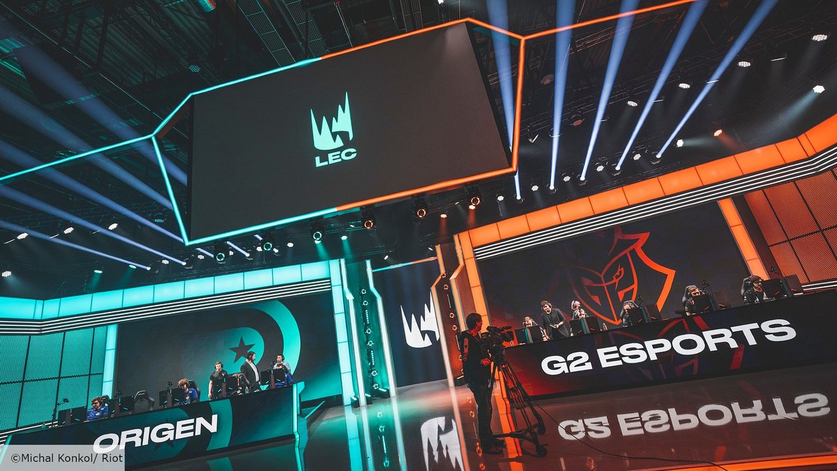 For today's #LeagueOfLegends #LEC matches, <a href="/CannsComments/">some odd fantasy esports writer</a> has both the LoL #DFS Playbook and Top Plays for Friday's matchups to help you cash in big today on <a href="/PrizePicks/">PrizePicks</a> and #DraftKings!

▶️ DFS Playbook: ow.ly/GTKL50JMKQ1
▶️ PrizePicks Top Plays: ow.ly/2Fpi50JMKQ0