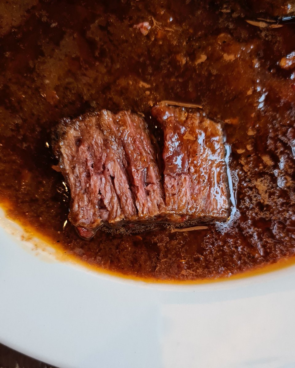 cityguysnl's tweet photo. 100% vegetarisch uit de 3D printer dus. #Loetje #RedefinedMeat https://t.co/xfkEyll2zu