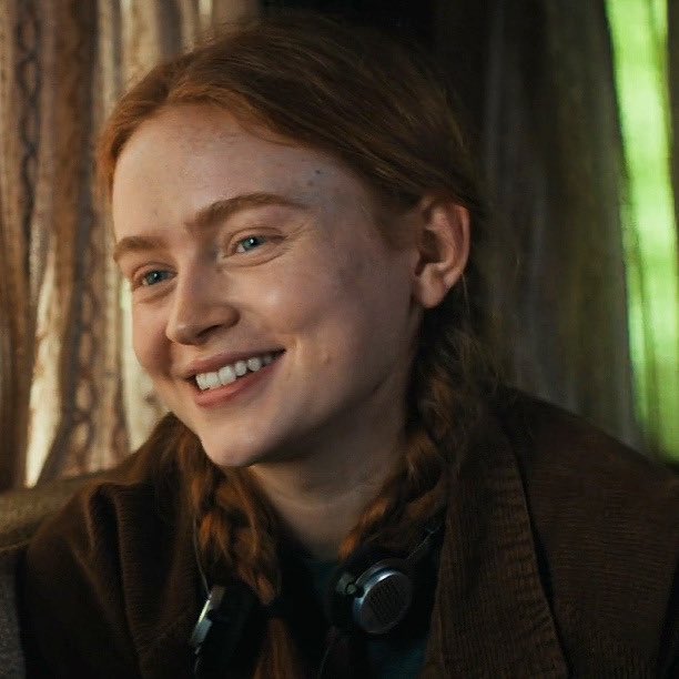 sadiescomfort's tweet photo. i love max mayfield https://t.co/mGYkRVNuja