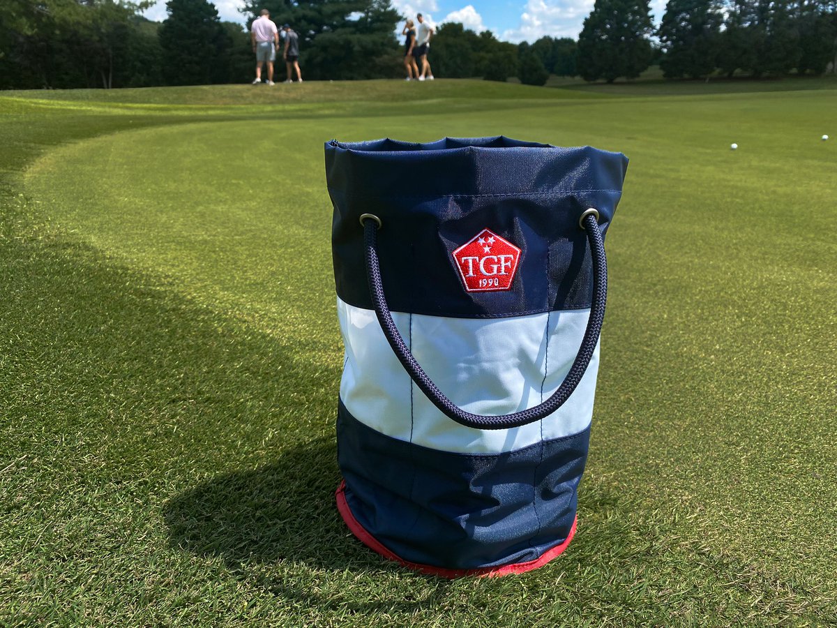 TNGolfFnd's tweet photo. 🎆 Giveaway 🎇

To celebrate the Fourth of July holiday, we have some TGF/@petermillar beverage totes to give away!

For a chance to win:
▪️Retweet this post 
▪️Follow @TNGolfFnd and @tgfjuniorgolf

That’s it! Have a safe and fun holiday weekend! https://t.co/38x1gGiFYe