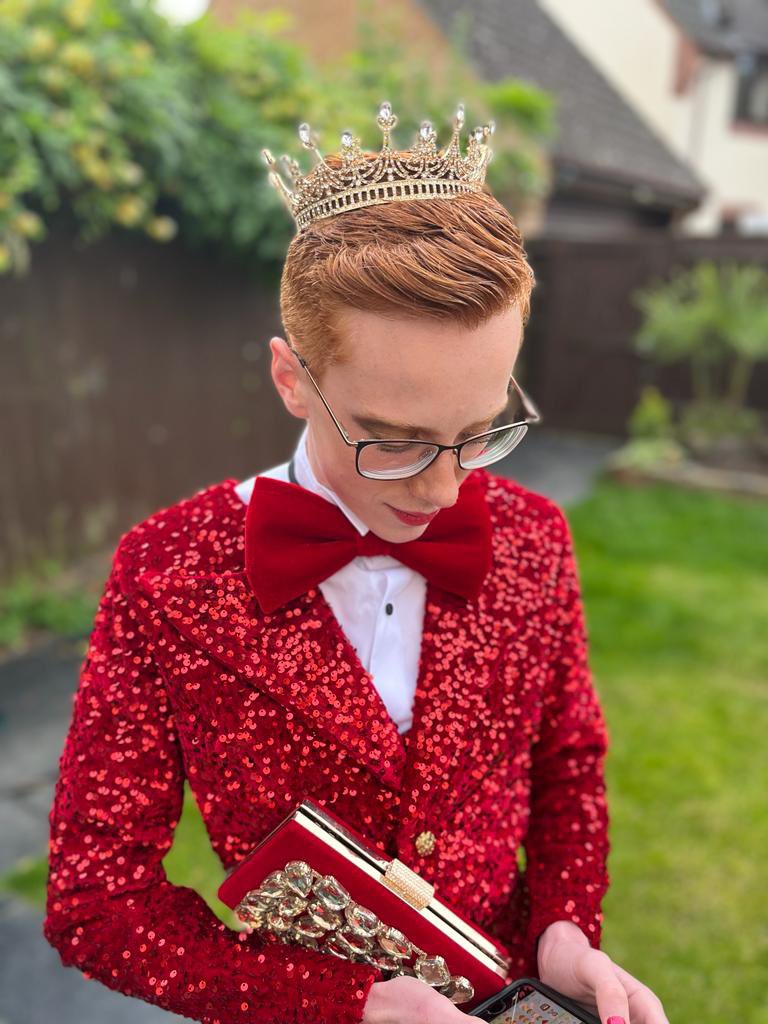 Miss Frou Frou on X: "❤️‍🔥⭐️Prom Eleganza Extravaganza⭐️❤️‍🔥 https://t.co/4ohNCJrPqI" / X