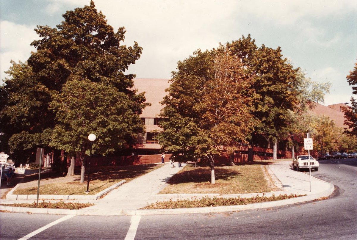 Fitchburg_State's tweet photo. Hammond in 1978 vs Hammond in 2022! #fitchburgstate  #FlashbackFriday #FalconFlashbackFriday https://t.co/nf3hCKBs6K