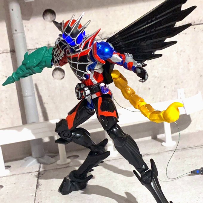 第1位獲得 仮面ライダーリバイス フルーツ皿