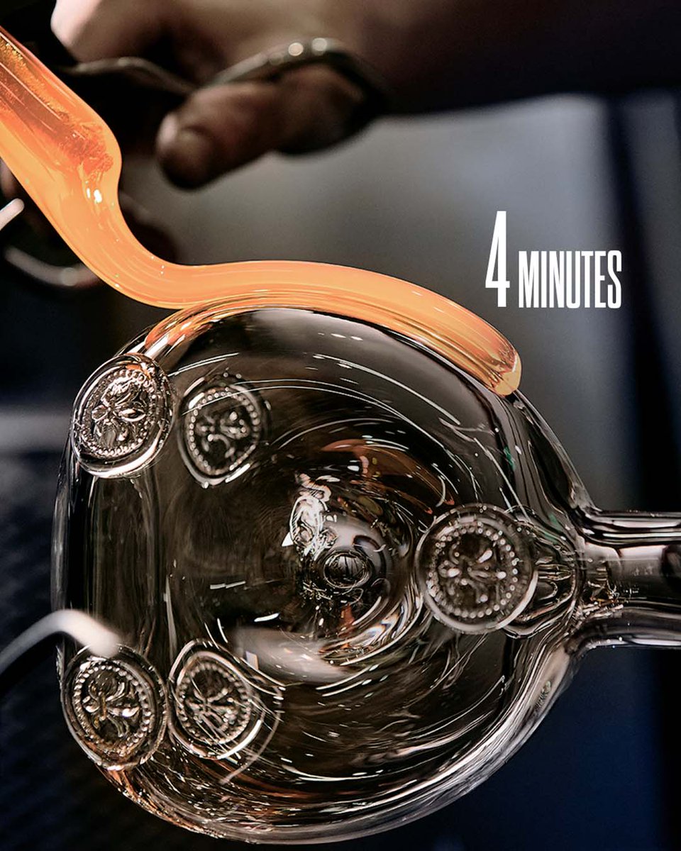 CognacLouisXIII's tweet photo. A true work of #art. A timeless design that requires savoir-faire and great precision. The future iconic LOUIS XIII #decanter is heated for a few minutes, before being hand-blown by Saint Louis glassmakers. #BelieveInTime https://t.co/VTm9aXinhv