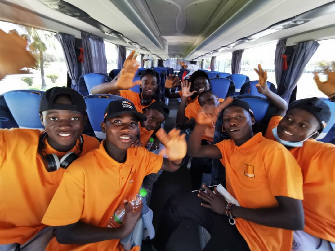 Lionceaux, éléphanteaux, aiglons et tous nos footballeurs en herbe débarquent à Casablanca pour la finale Panaf d'#OrangeSponsorsChange ⚽️🏆 Que la fête commence 🎉
Bonne chance à tous !
🇨🇫🇲🇦🇨🇲🇲🇱🇨🇮🇱🇷🇸🇱🇲🇬🇸🇳🇧🇫 ⁦<a href="/Aminata2N/">Aminata Ndiaye</a>⁩ ⁦<a href="/BrelotteBa/">Brelotte Ba</a>⁩ ⁦<a href="/orangeafrica/">Orange Africa & Middle East</a>⁩