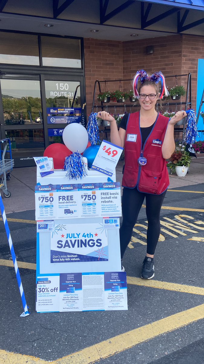 DeborahVarriale's tweet photo. Lowes 2552 @LowesFlemington      July 4th Savings Event!
Come let Jess sign you up for a lead on your new project. https://t.co/cRuClNO6Ou