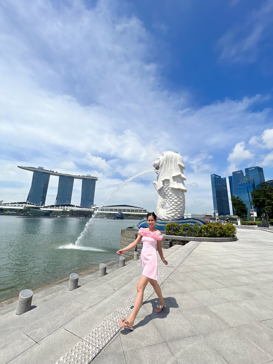 mariancarmelo's tweet photo. Hello Singapore https://t.co/oFXQy4xIYN