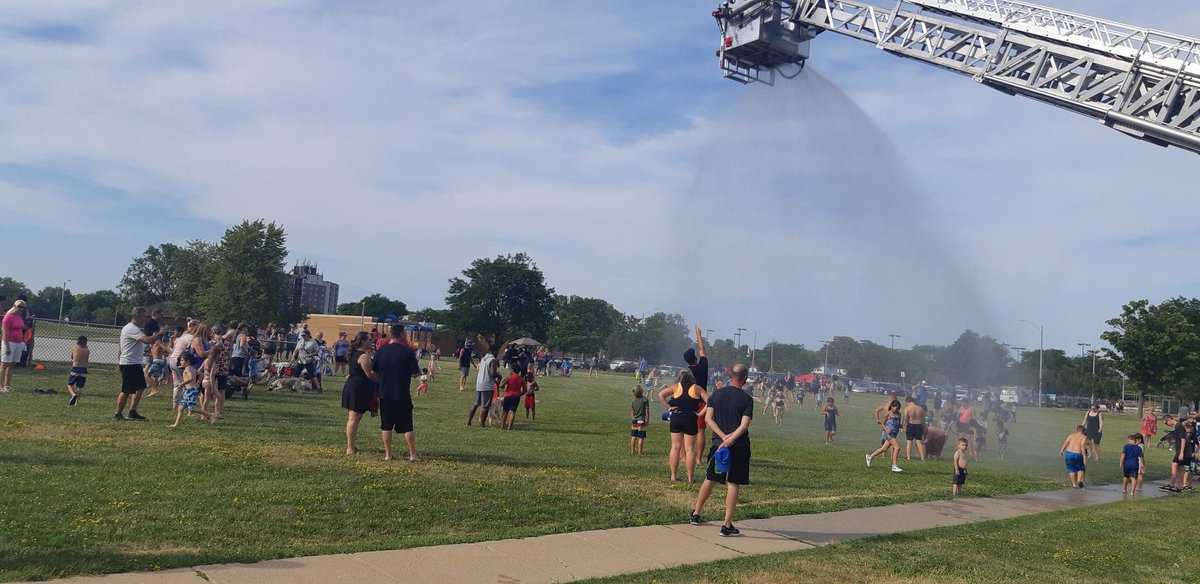 Windsor Firefighters 🇨🇦 tweet media
