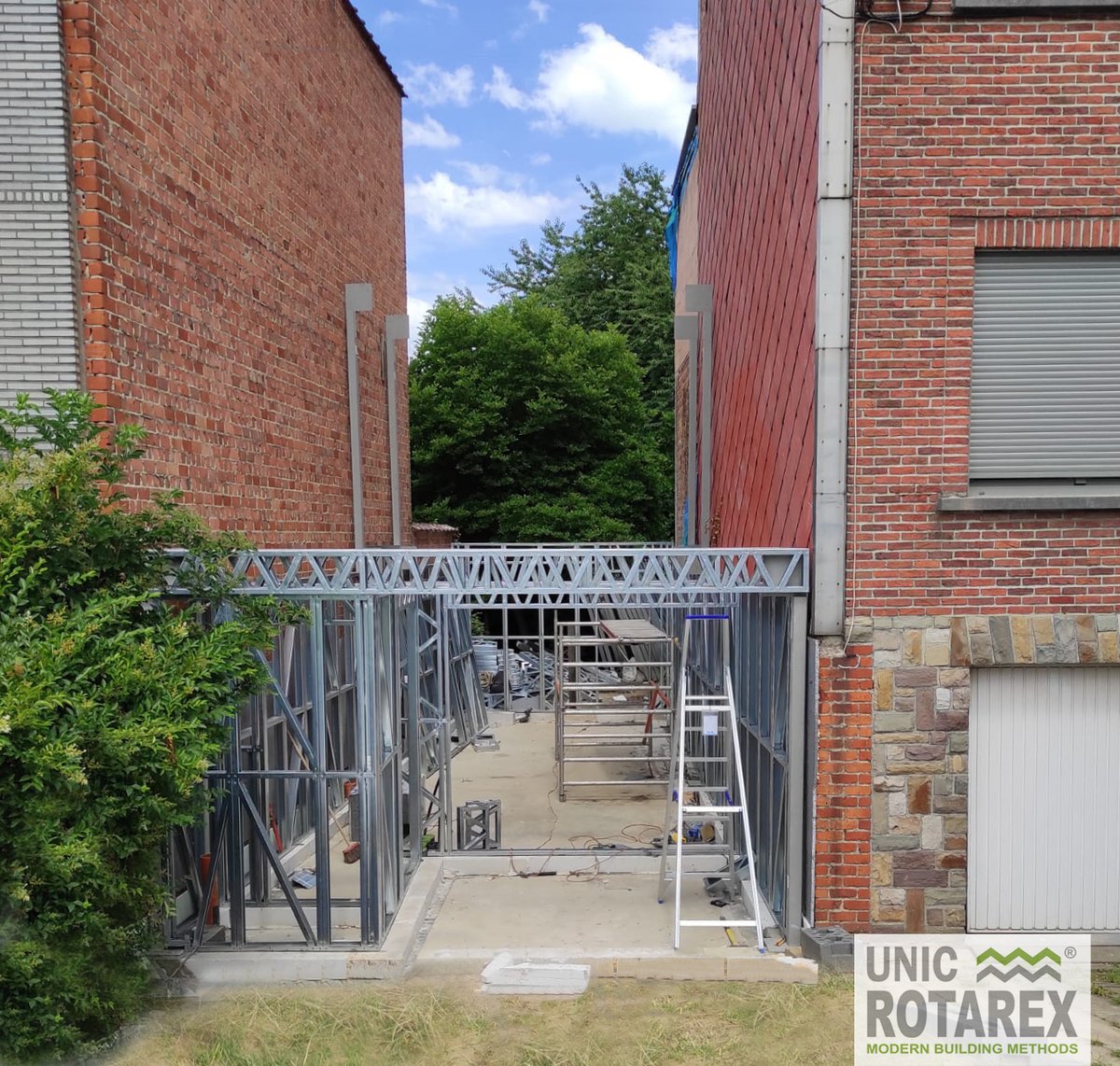 UnicRotarex's tweet photo. → https://t.co/0JdfueoUVh   📞0040 371 787 888
💡 We are happy that we can provide optimal solutions to our customer's requests
🏠 ➕ 🏠 Ground floor of a 3-level house in Brussels, Belgium - 140 m²

#steelframehouse  #casametalica #structurimetalice  #unicrotarex https://t.co/F4CPtwNDhJ