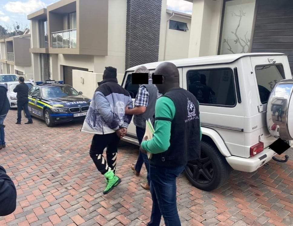 Veetra__'s tweet photo. Nigerian online scammer arrested in Sandton Gauteng.

James Aliyu was arrested at his luxury home in Sandton Johannesburg after scamming American citizens almost R296million in fraud scams. His criminal spree involved Romance  scams via online dating sites and business scams. https://t.co/4BF6b8JDx2