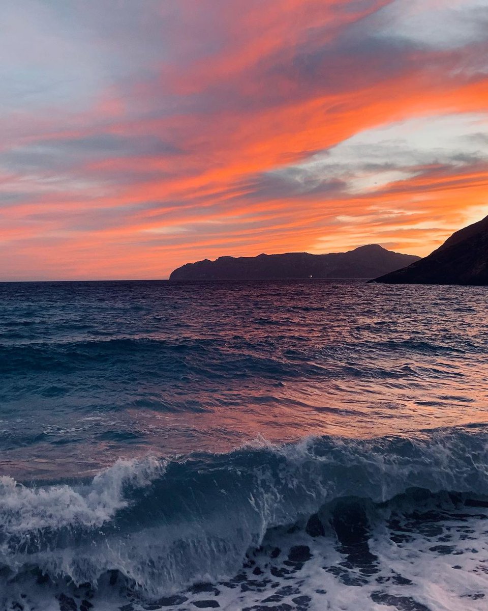 TuriCartagenaES's tweet photo. Atardeceres únicos que se viven en lugares únicos
Uniques sunsets experienced in unique places
Foto: @Alex.photo.nature del concurso #MiRincónFavoritoDeCartagena https://t.co/XUTwNgNWin