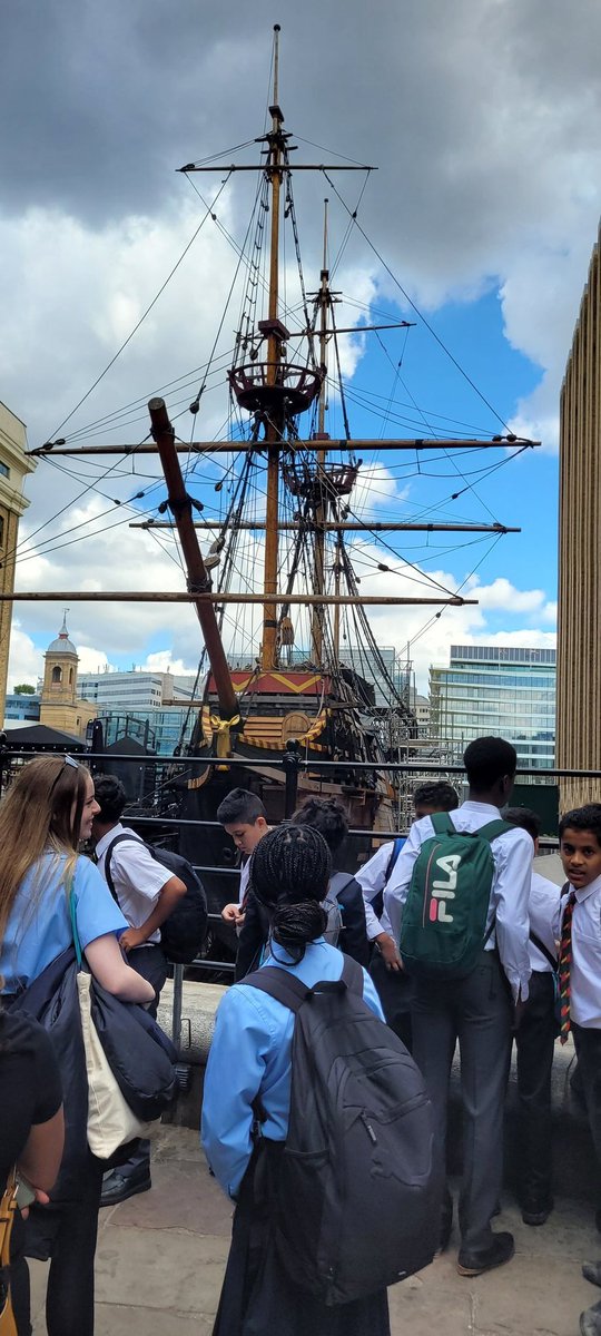 Farchynys tweet media