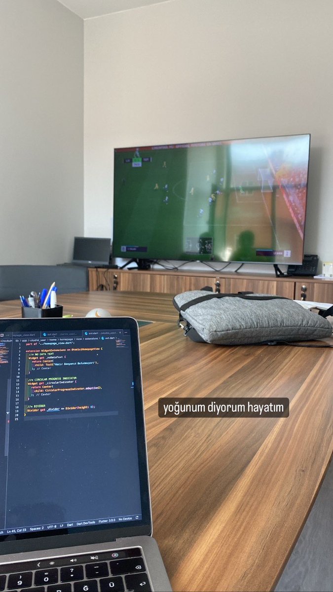 ofise playstation 5 aldık sabah mesaiden beri sıra sıra oynuyoruz kovuluruz yakında
