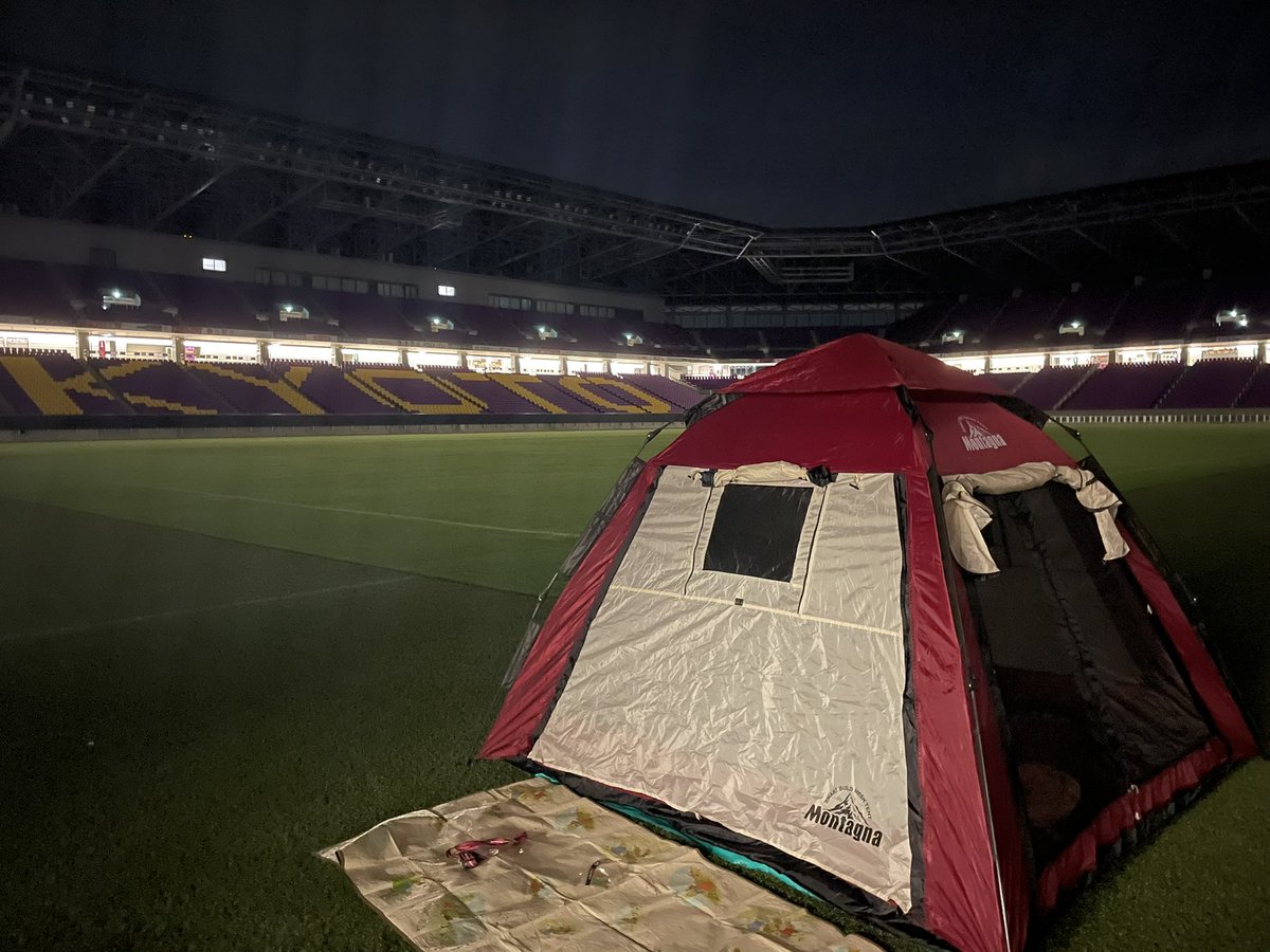 SANGASTADIUM's tweet image. ＼🌱ピッチでワクワクを😆／

スタジアムイベントとして、テント泊⛺️、朝ヨガ🧘‍♀️、親子サッカー教室⚽️などを開催します！
サンガスタジアムが大好きな皆さん、大集合です🏟✨

詳しくはこちらから💁‍♀️
sangastadium-by-kyocera.jp/dream-festa

#サンガスタジアムbyKYOCERA #夏休み