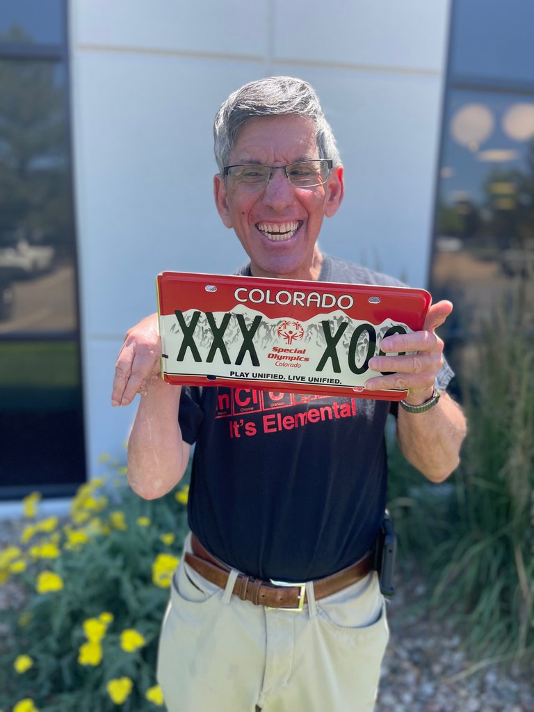 SpecOlympicsCO's tweet photo. We are thrilled to announce that Special Olympics Colorado (SOCO) license plates are now available! 

Secure your plates by making a donation of $60 and you'll be #DrivingInclusion around Colorado! 

Learn more 👉️ https://t.co/8zkQZ4BvPk

#DriveInclusion #SOColorado https://t.co/lNaY3Qy4rg