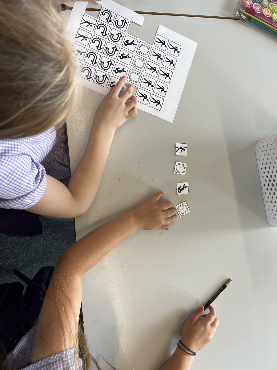 OPA_Darfield's tweet photo. Making our algorithms more efficient by adding loops @OPAD_Year2_ #OPADComputing https://t.co/NNVa0u5Kv0