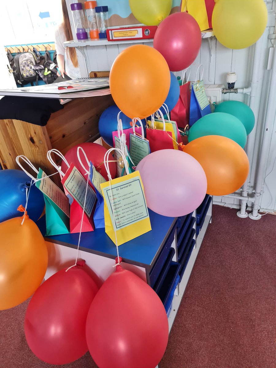 MissStevenSPS's tweet photo. Well done p7! It was a lovely last day 😀 https://t.co/QAMsNWfxiT