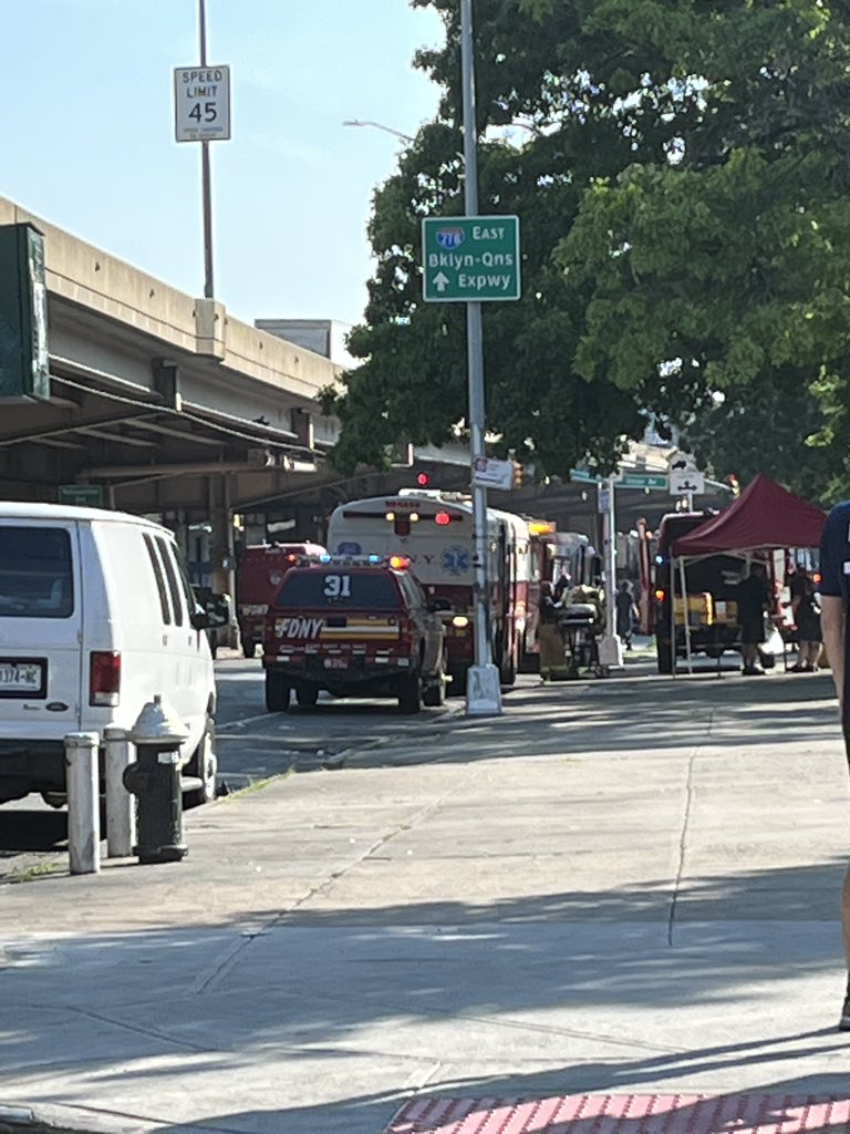 aaronmaxb's tweet image. did union pool catch fire??