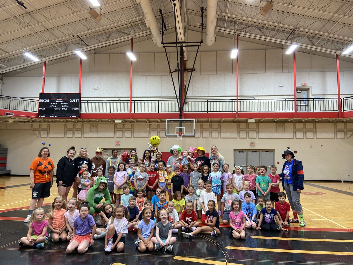 DCHS Athletics (@divinechildathl) on Twitter photo Thanks to the Little Hoopers who participated this week in the Divine Child basketball camp. We hope to see you at some of our games this season. <a href="/DivineChildSch/">Divine Child Catholic Schools</a> <a href="/DCHOOPS15/">Divine Child Hoops</a> <a href="/DivineChildPrsh/">DivineChildParish</a> Thanks to the Little Hoopers who participated this week in the Divine Child basketball camp. We hope to see you at some of our games this season. <a href="/DivineChildSch/">Divine Child Catholic Schools</a> <a href="/DCHOOPS15/">Divine Child Hoops</a> <a href="/DivineChildPrsh/">DivineChildParish</a>
