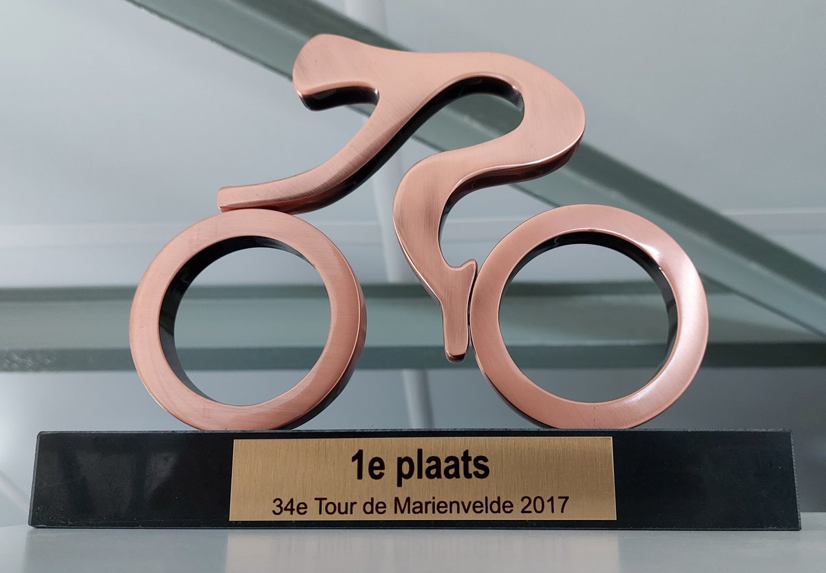 TOUR DE MARIENVELDE
Het gaat weer los. Doe mee en probeer ook deze trofee te winnen. Meer dan 4000 deelnemers.
#tourmarienvelde 
<a href="/letourdk/">Grand Départ 2022 🇩🇰</a>