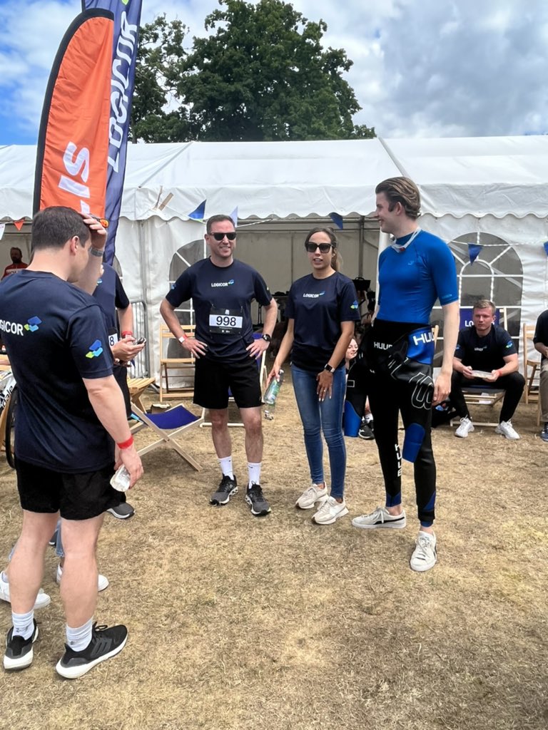 Ideas_Exposure's tweet image. A small selection of the 23 @Logicor_UK @Logicor_EU team members taking part in the @JLLUK Triathlon today #makeyourmark #teamlogicor
