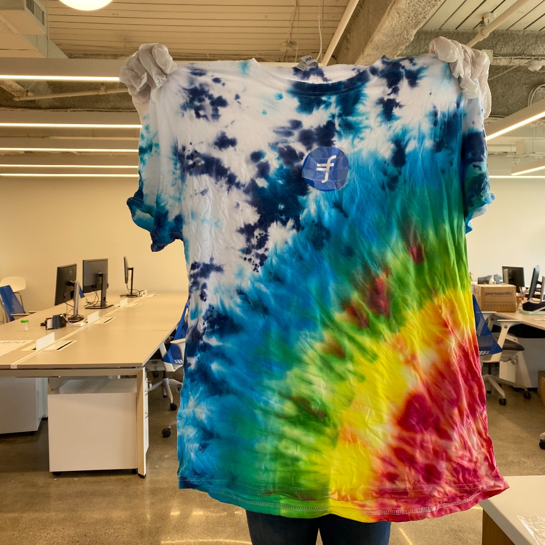 Flywire's tweet photo. Just because #PrideMonth is over doesn't mean our celebrations have stopped. Globally, our experience team hosted tie-dye events to celebrate #pride. Stay tuned for more photos from other offices. #tiedye #flymates #flywire #FlywirePride #InsideFlywire https://t.co/cw49oKoo0v