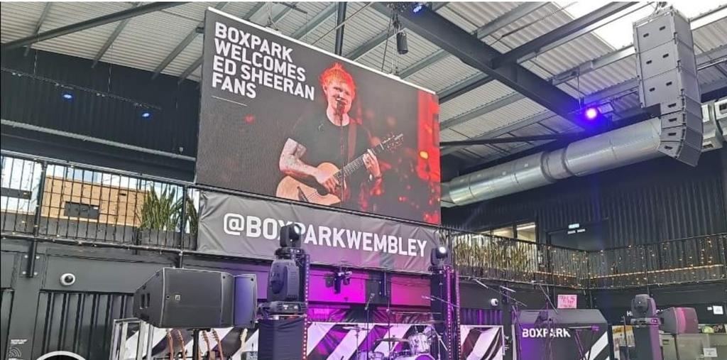 Chris Lauriello (@djlauriello) on Twitter photo Hey <a href="/edsheeran/">Ed Sheeran HQ</a> ... Please nip round the corner and play a couple of songs for your fans in <a href="/BoxparkWembley/">BOXPARK WEMBLEY</a>!!
There's even a guitar for you to use!! Hey <a href="/edsheeran/">Ed Sheeran HQ</a> ... Please nip round the corner and play a couple of songs for your fans in <a href="/BoxparkWembley/">BOXPARK WEMBLEY</a>!!
There's even a guitar for you to use!!