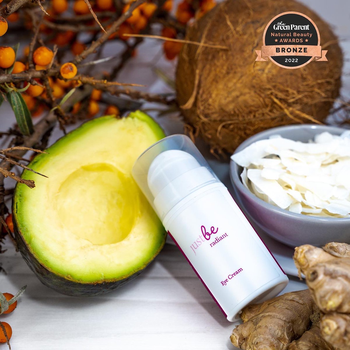 JustBeBotanical's tweet photo. Absolutely delighted that JustBe Radiant Eye Cream has received Bronze in @greenparentmag Natural Beauty Bible Awards along with @KinvaraSkincare 🥇 &amp; @dalchemy_com 🥈 

#greenparentmag #TGPNBA2022 #thegreenparentnaturalbeautyawards2022 #naturalbeauty https://t.co/3rFHqfHfQ6
