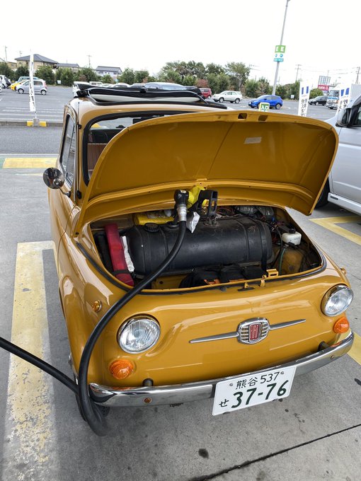 こんなにちっちゃいのか 超かわいい ルパン三世 カリオストロの城 登場のfiat500を現行モデルと比較するツイートに反響多数 ニフティニュース