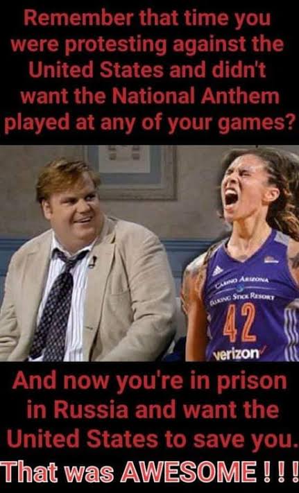 FWlZWlFX0AEWUIi?format=jpg&name=900x900