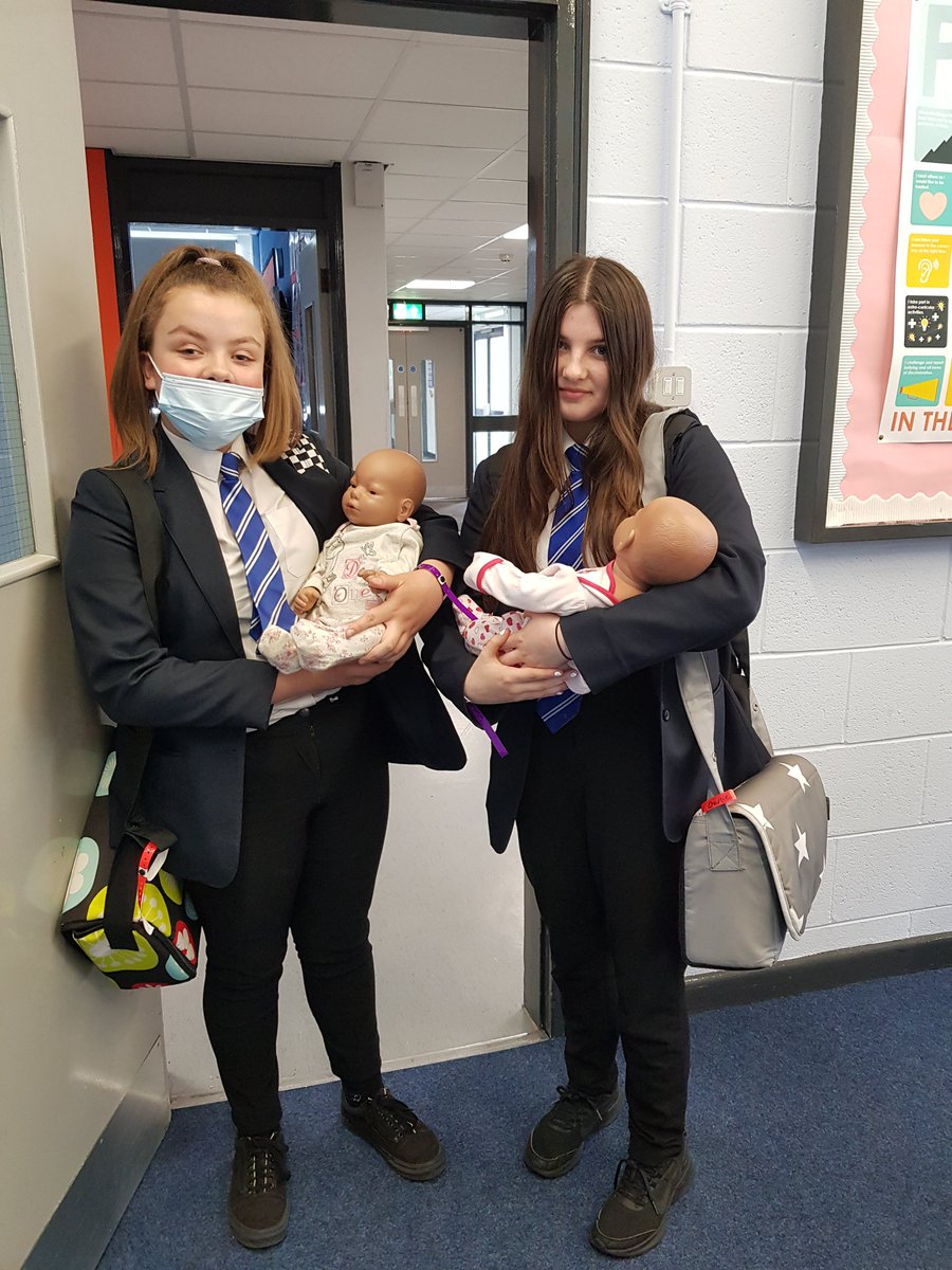 Miss K Yates tweet media