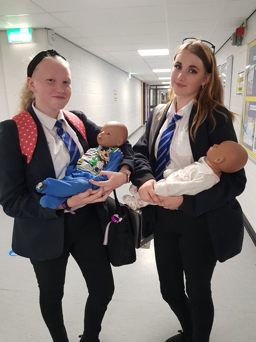 Miss K Yates tweet media